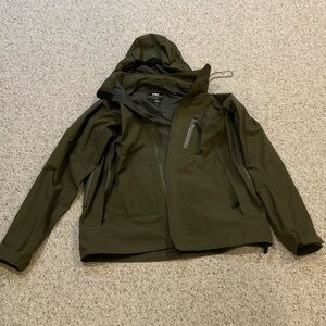 Outdoor Research Dark Green Raincoat for Men